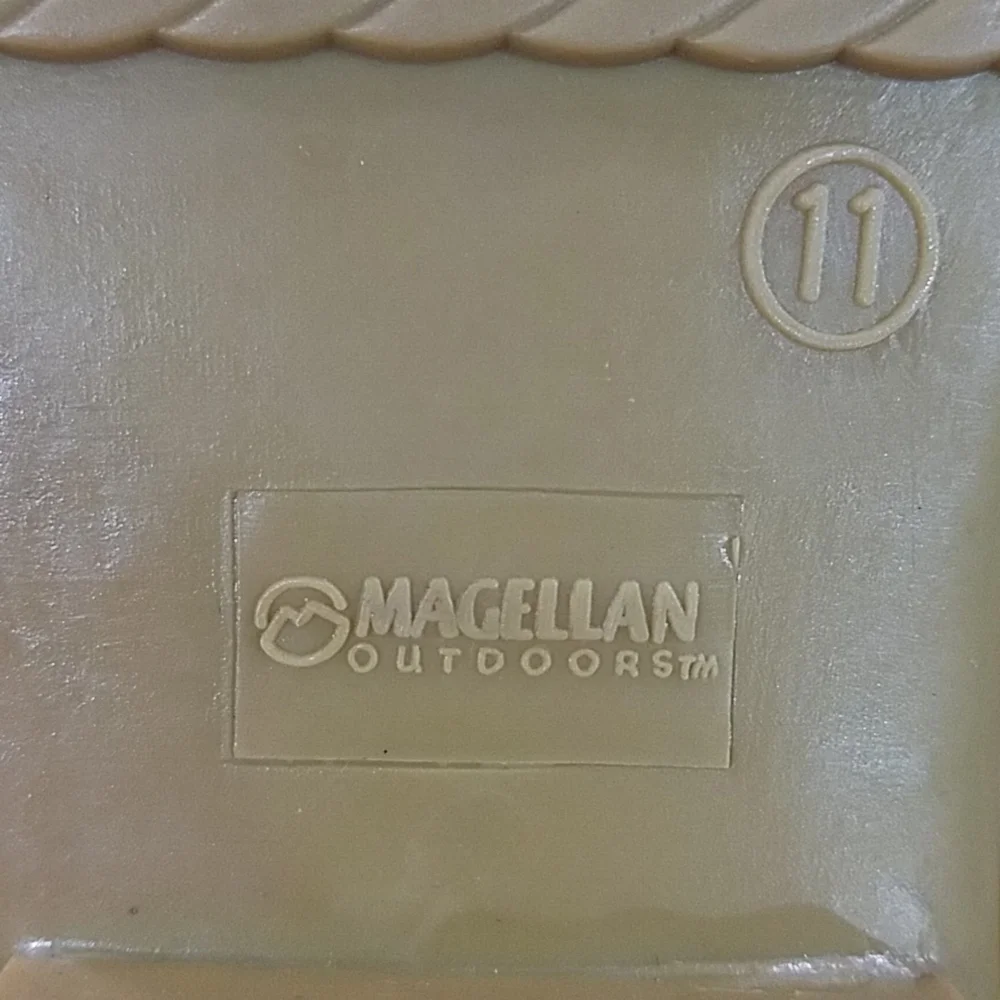Magellan Outdoors Duck Boots Women's 11 - Picture 9 of 15